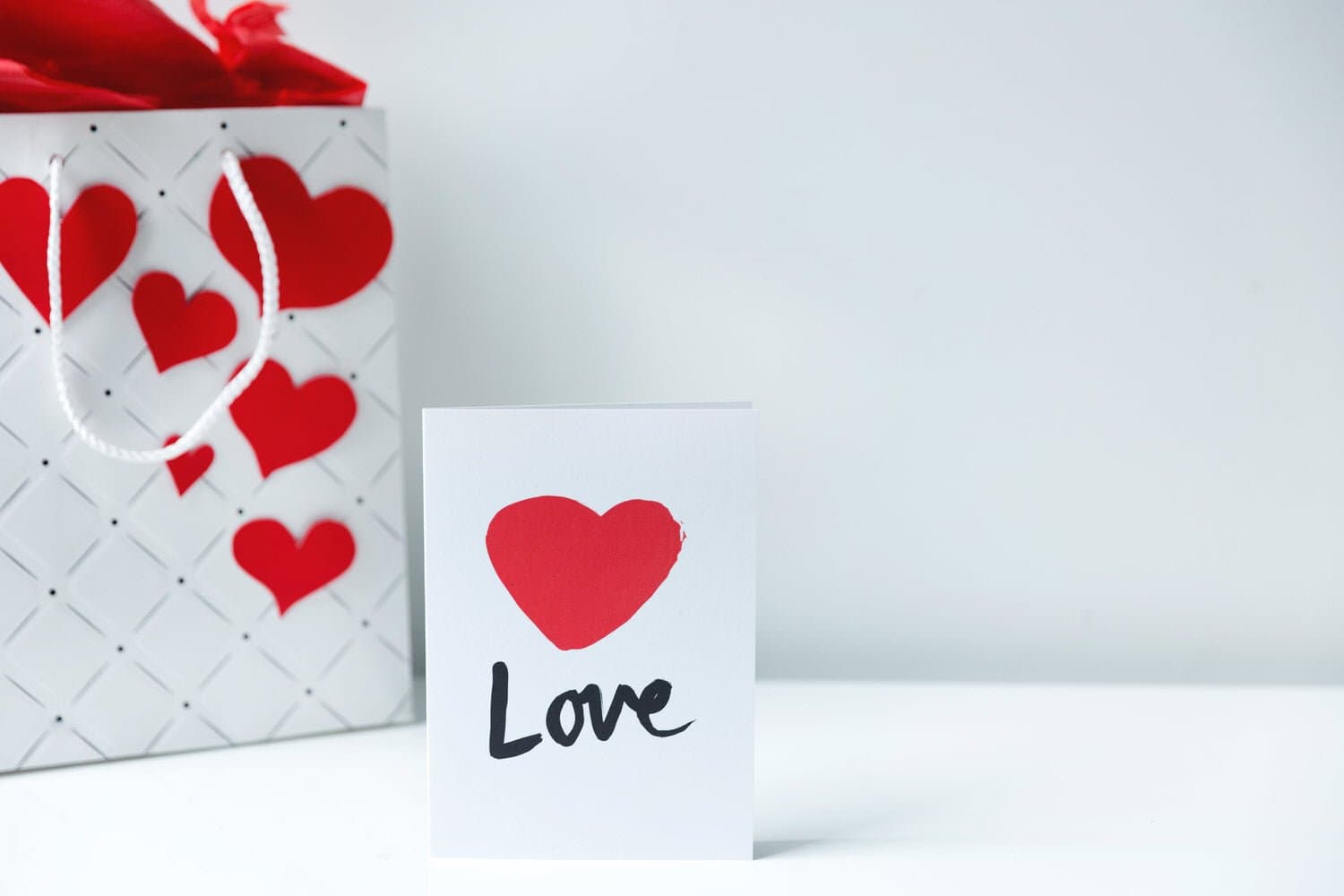 66de37fa8a937286c13cf2f6 valentine love card