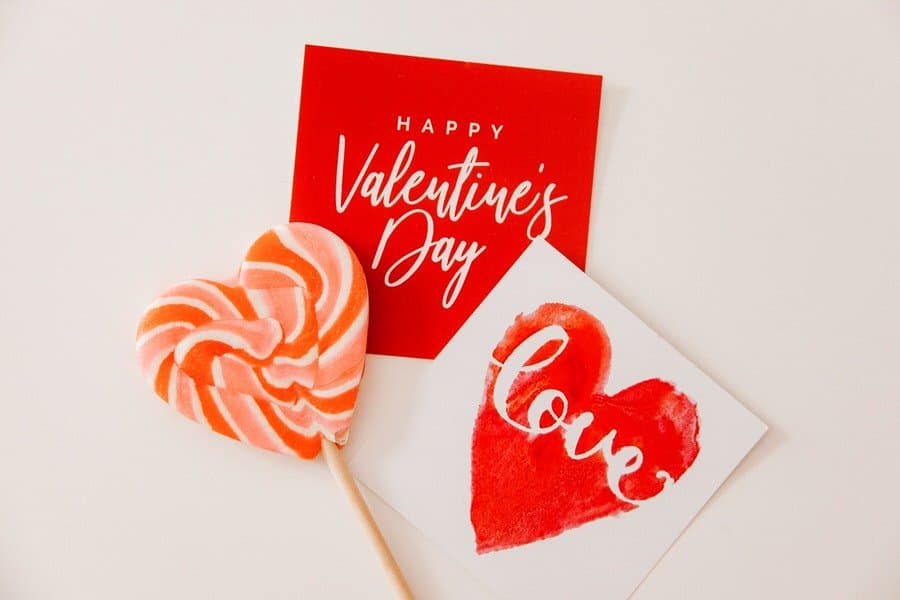 66de37fbb5d9589a9b258a36 valentines day team building kraftylab.10