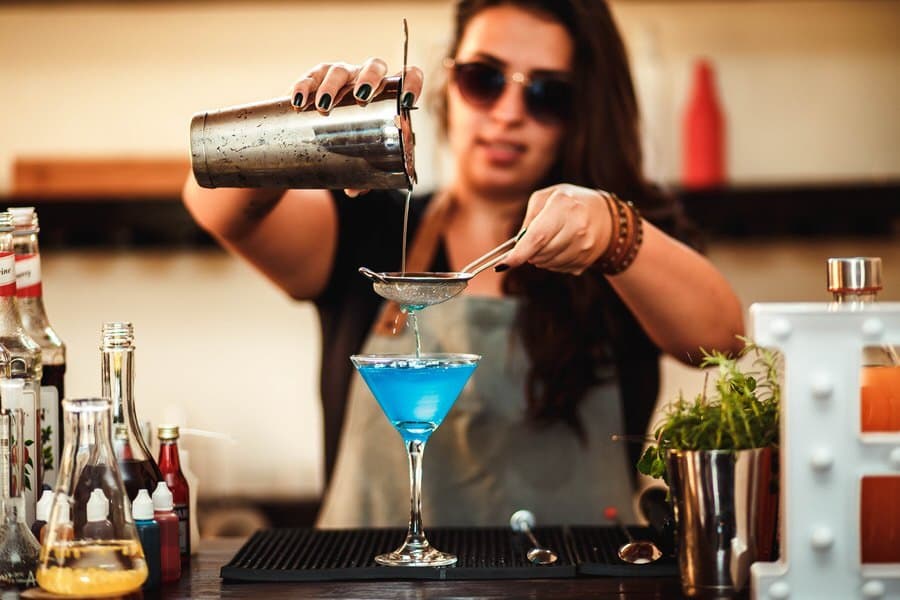 66de45d0fa9ffe6669a26cf7 halloween cocktail making experience