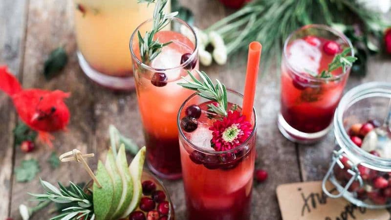 How to succeed at corporate party planning this holiday season