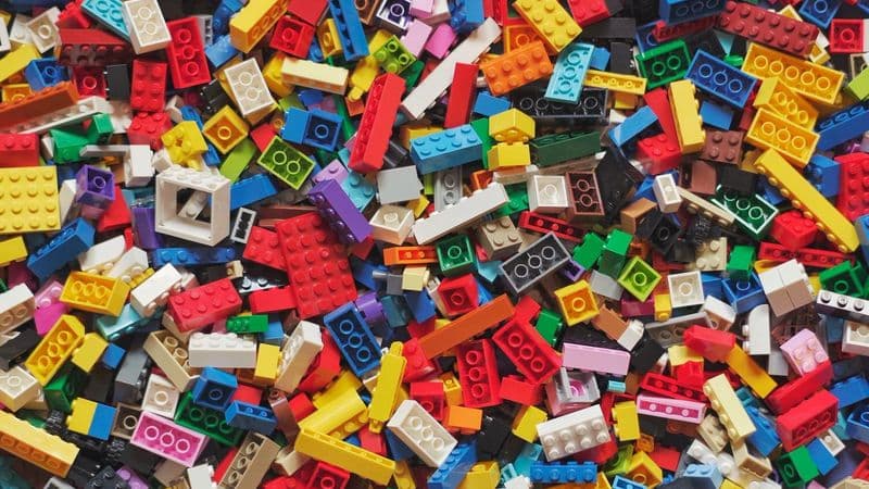 40 Icebreaker Games for Team Building