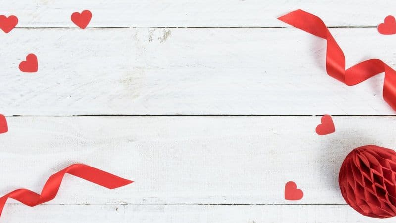 50 Valentine's Day This Or That Questions For Work